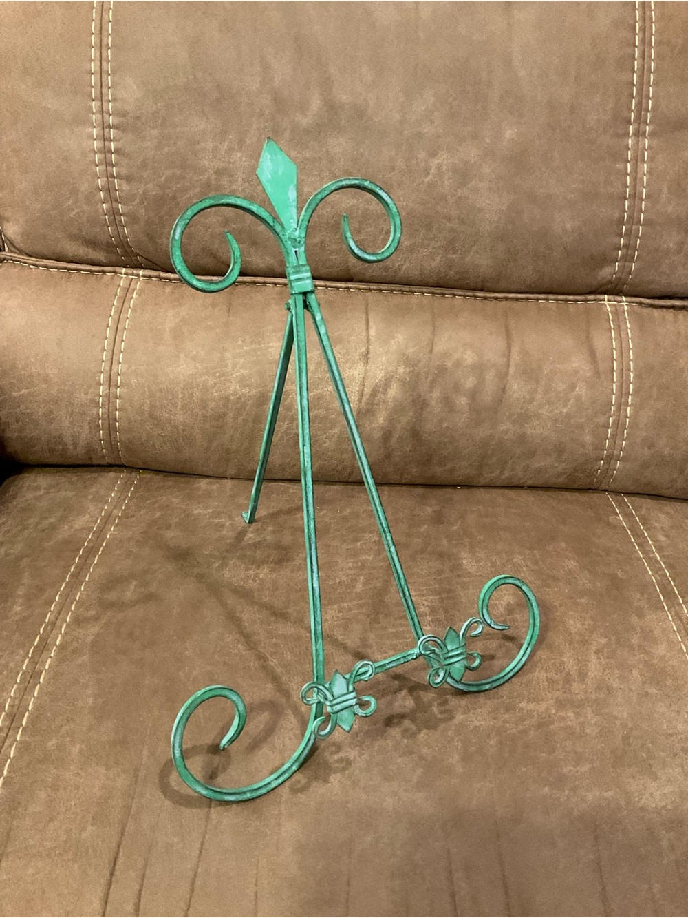 Vintage Teal Tabletop Easel
